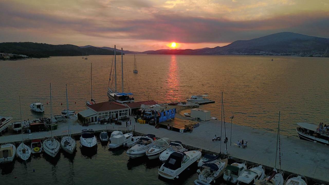 Villa Jidro Trogir Luaran gambar